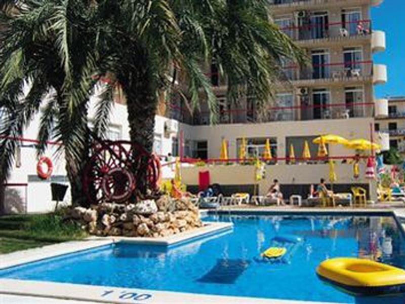 Mar Blau Apartamentos Calella Dış mekan fotoğraf